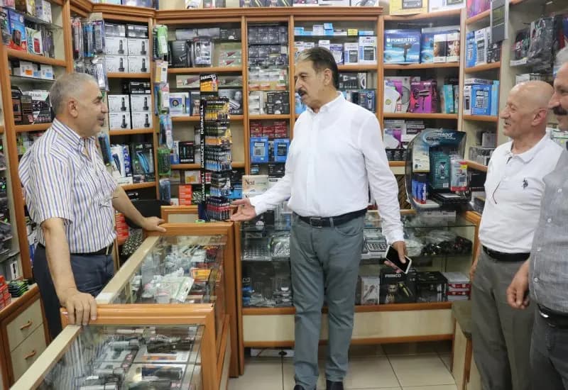 Keskin, Ramazan Bayramı nedeniyle esnaf ziyaretinde bulundu. (2)