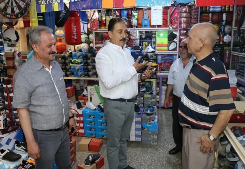 Keskin, Ramazan Bayramı nedeniyle esnaf ziyaretinde bulundu. (5)