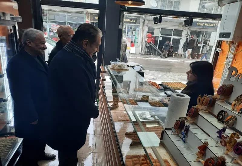 Şevket Keskin Hekimhan Esnafını Dinledi (30)